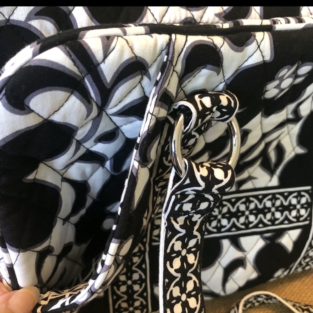 Floral Black White Women's Purse Bag Tote 14x10x5 - Picture 7 of 7